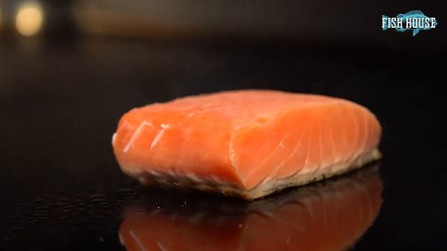 Вкуснейший лосось - едим в ресторане! смотреть онлайн