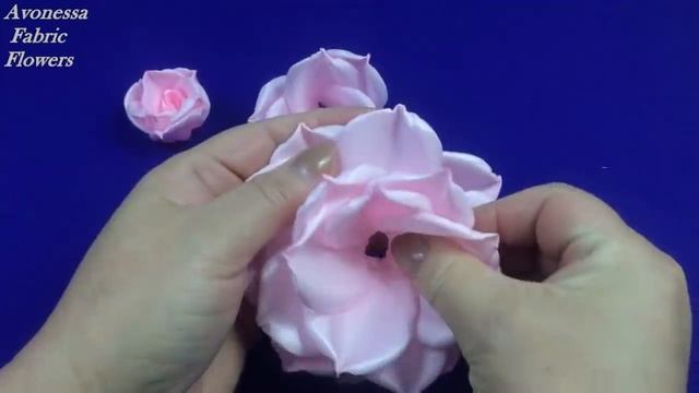Ribbons rose and gipsophila/Rosa y gypsophila de cintas/Роза и гипсофила из лент смотреть онлайн