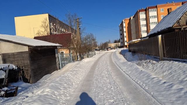 Шабаш  мохнарылых в красных палатах и смотрите небо 2 день без химиотрасс.Что скажите ДЯТЛЫ? 9.02.2