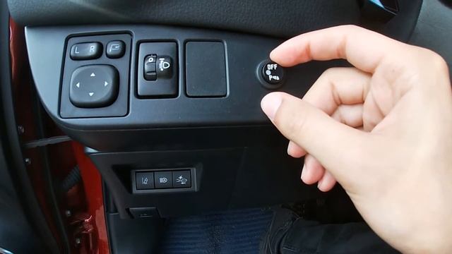 Toyota Yaris Hybrid HSD, the complete review (long term) смотреть онлайн