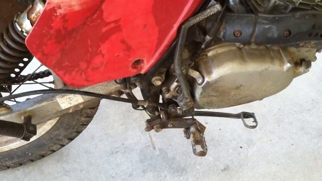 1981 Honda XL500S Project смотреть онлайн