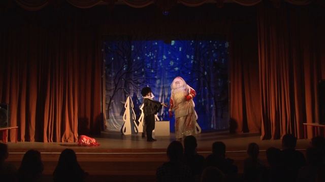 Новогоднее представление 2023 Лесная история смотреть онлайн