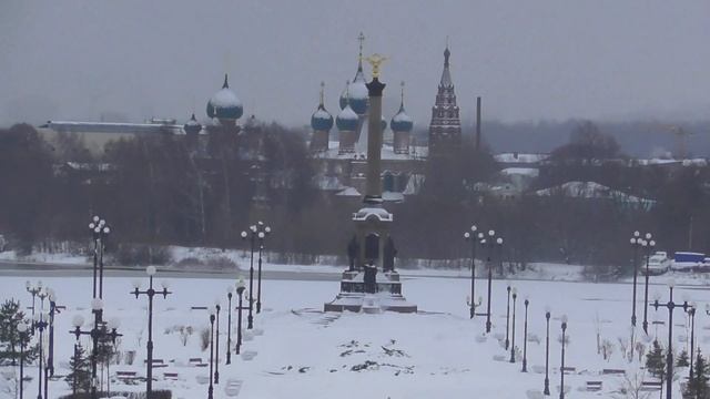 Старинный русский город Ярославль.The ancient Russian city of Yaroslavl. смотреть онлайн