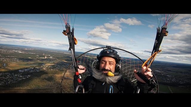 Моторный параплан для безопасных полётов Flexor от Sky Paragliders