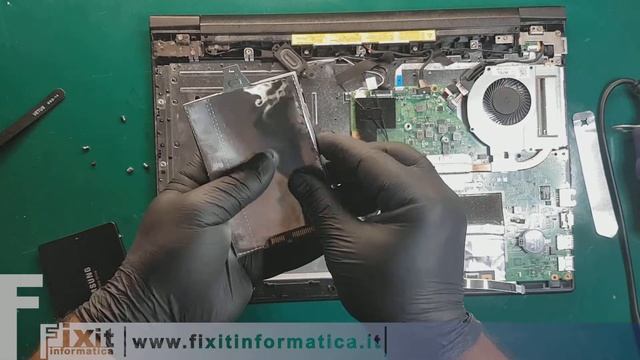 Lenovo V110-15ISK 80TL Smontaggio E Installazione SSD. Disassembly And SSD Replacement. SSD Upgrade
