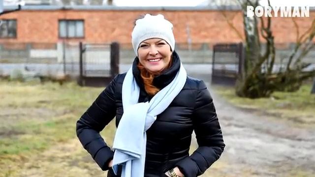 У семьи не было денег на РЕМОНТ СТАРОГО ДОМА! Но пришли ДОБРЫЕ ЛЮДИ и сделали из ДОМА КОНФЕТКУ! смотреть онлайн