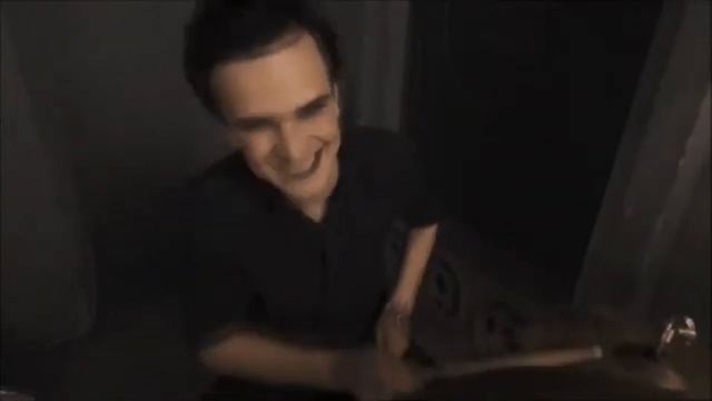 АФИГЕТЬ НЕ ВСТАТЬ! ЛАРИН НА БАРАБАНАХ ИСПОЛНЯЕТ BARBIE GIRL! СКОЛЬКО МОЖНО? КАЖДЫЙ ДЕНЬ ОДНО И ТО Ж смотреть онлайн