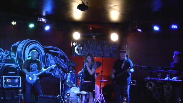 Pushing Me Away by Brittney and the BSides 9-22-23 at The Garage смотреть онлайн