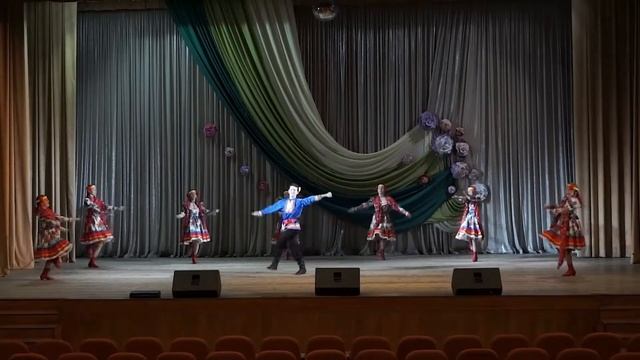 «Образцовый художественный коллектив» хореографический ансамбль «Ранверс» - «Девичий перепляс» смотреть онлайн