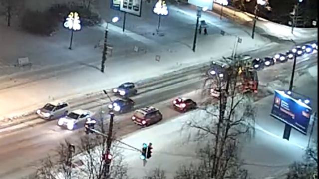 Пожарный урал занесло на встречке смотреть онлайн