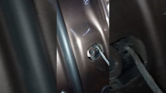 как снять наружнюю ручку двери на шкода кадиак. смотреть онлайн