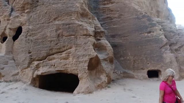 Малая Петра*Little Petra смотреть онлайн