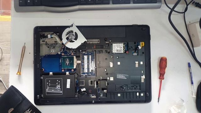 HP ProBook 650 G1 CPU Upgrade from i5 to i7 2023 смотреть онлайн