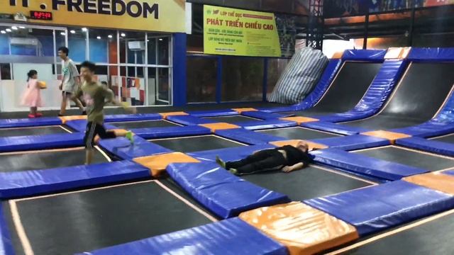 Hội Tụ Các Jumper Tại Jump Arena Lê Thị Riêng || Jumper Dĩ смотреть онлайн