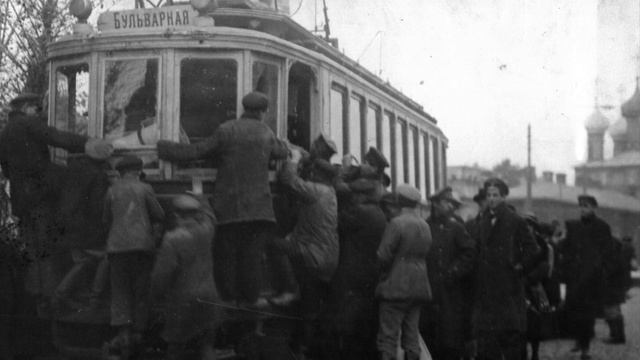 ❓Почему Московский трамвай назвали «Аннушка»? | Why Was The Moscow Tram Called 