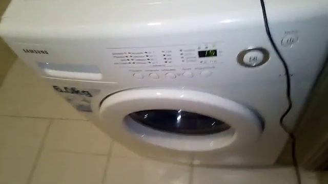 Стиральная машина Samsung P1271 Стирка постельного белья (2/2) смотреть онлайн