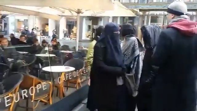 Nora Illi смотреть онлайн