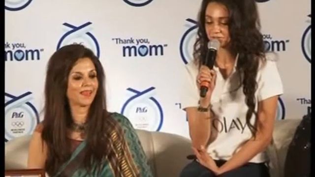 SOHA ALI KHAN NEHA DHUPIA LILLETE DUBEY AT P&G THANK YOU MOM CAMPAIGN LAUNCH смотреть онлайн