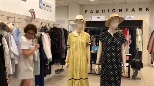 Выбираем платье с принтом и стильно сочетаем. смотреть онлайн