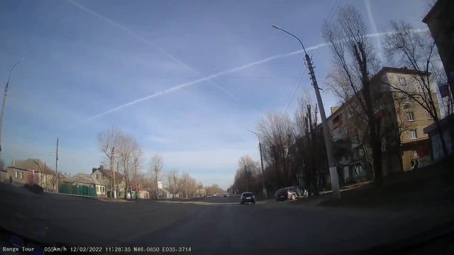 Луганск, ул. Ватутина. 2022 12.02 11:27:06 смотреть онлайн