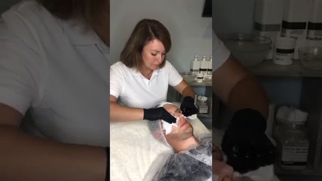 Косметическая чистка. Новые решения в косметологии. смотреть онлайн