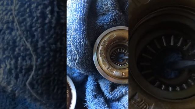 Double vanos BMW, m54 состояние после 330 тыс. км. пробега, разборка поршня смотреть онлайн