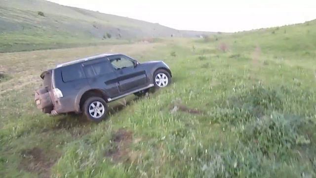 mitsubishi pajero 4 3 смотреть онлайн