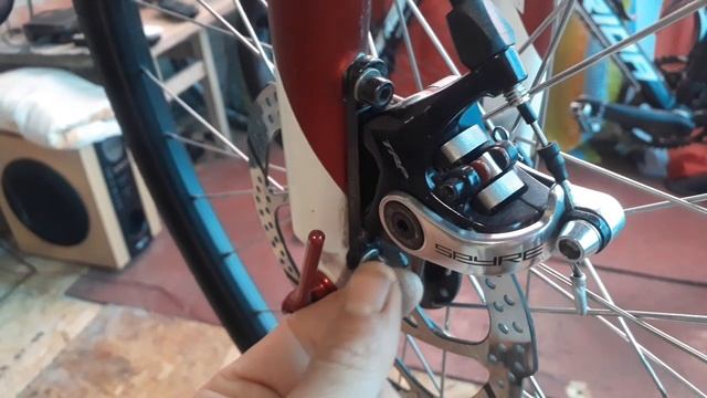 Карбоновая вилка Schwinn после ремонта и еще пара неприятностей. смотреть онлайн