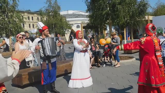 Фестиваль Русского географического общества В парке "Зарядье" (18.08.2022) смотреть онлайн