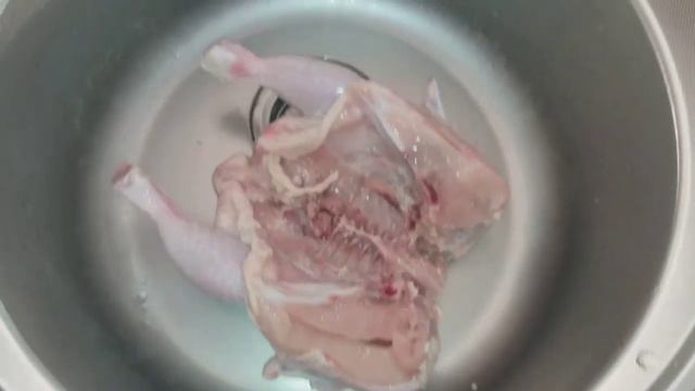 Аппетитная курочка😋Вкусно и минимум ккалорий👍 смотреть онлайн