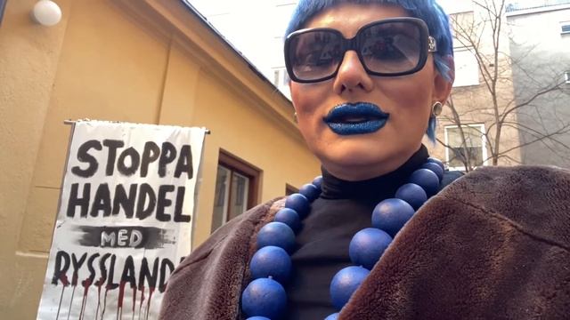 Мадам ЖУЖУ требует введение эмбарго против россии / embargo against russia now! смотреть онлайн