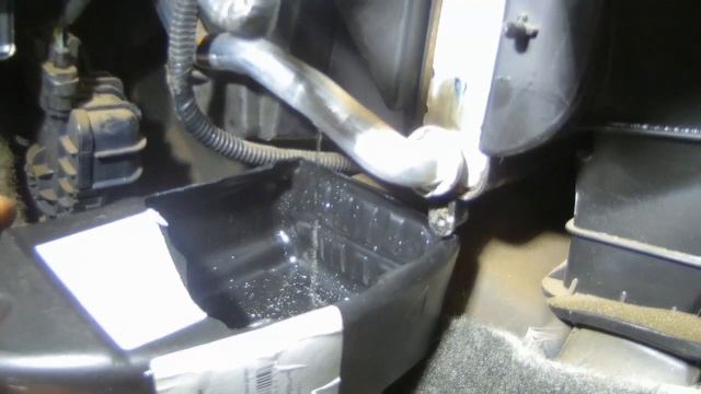 Замена радиатора печки. Субару Трибека смотреть онлайн