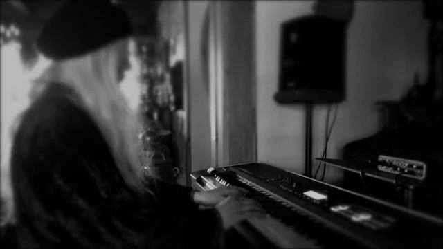 KORG KROSS 2 88 Keys DEMO SAMPLER ‘SUPER GUITAR’ 009 DRUMTRACK SYNTHESIZER смотреть онлайн