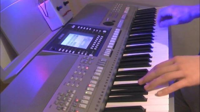 Ona tańczy dla mnie (Yamaha PSR-710) смотреть онлайн