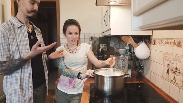 СОЕВОЕ МОЛОКО || Vegan Family || проверенный рецепт + бонус ОКАРА смотреть онлайн