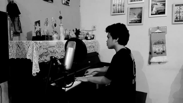 Free Fallin' - John Mayer ( Live at the Nokia Theatre) | cover by Kevin смотреть онлайн