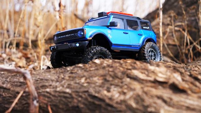 Axial SCX24 Ford Bronco Hits the Beach! | LVC RC смотреть онлайн