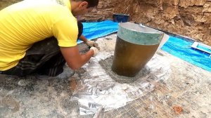 КАК СДЕЛАТЬ ДРЕНАЖНЫЙ КОЛОДЕЦ В ПОДВАЛЕ -  ( подвал своими руками - 10 серия)