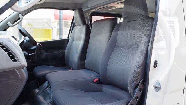 Toyota Hiace รถตู้บรรทุกมือสอง ปี 2011 คันนี้มีแอร์หลัง สภาพป้ายเเดง ฟรีดาวน์ ที่กฤษฎากู๊ดคาร์ смотреть онлайн