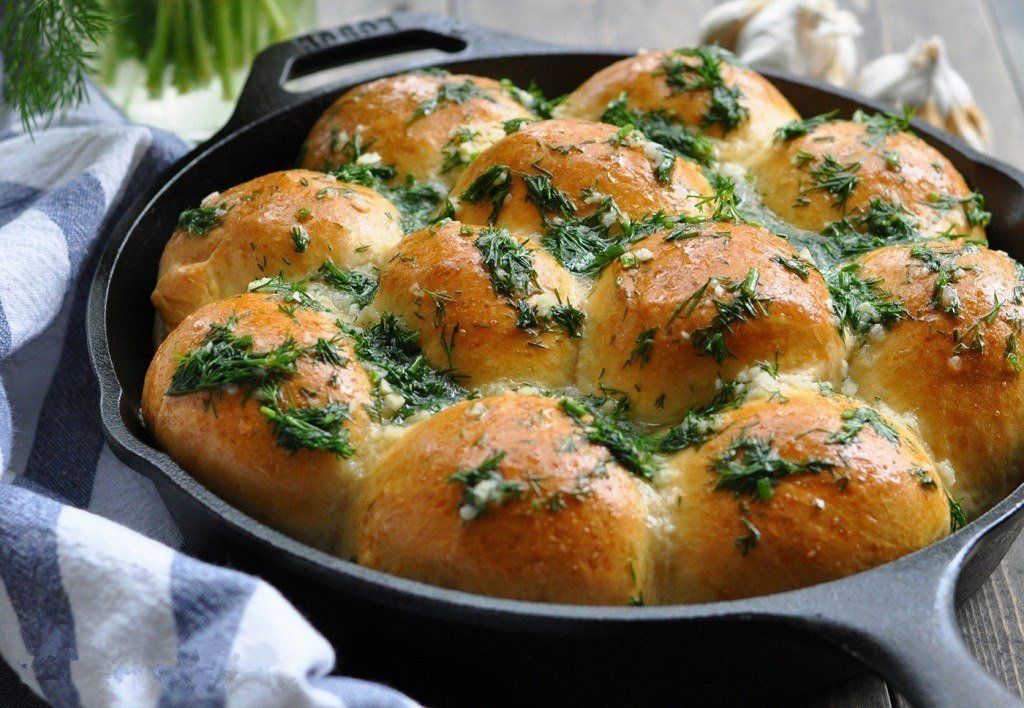 ПАМПУШКИ с чесночным соусом ВКУСНЕЕ ВЫ НЕ ПРОБОВАЛИ — просто и быстро? Лучший рецепт! смотреть онлайн