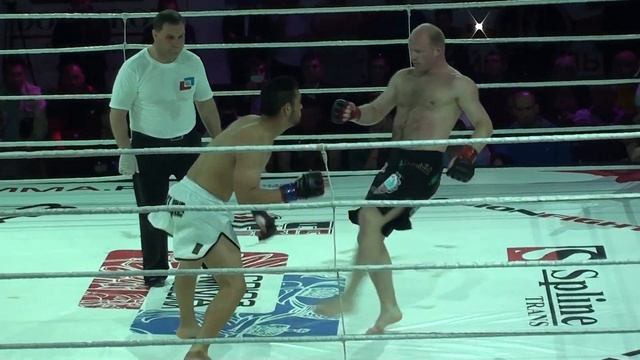 Юрий Ивлев задушил бразильца в первом раунде и затем сам его откачал)) смотреть онлайн