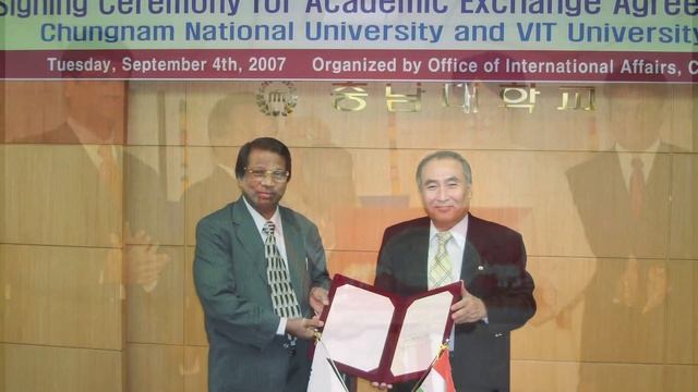VIT University - A place to learn. A chance to grow. смотреть онлайн