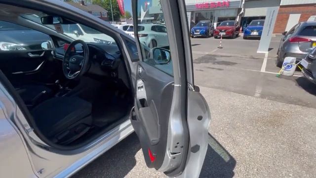 FORD FIESTA ECOBOOST 125 TITANIUM 5 DOOR SILVER смотреть онлайн