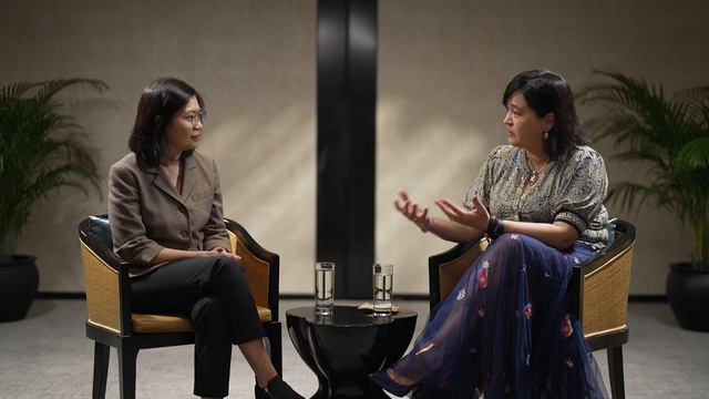 In conversation with Delgermaa Shagdarsuren (Monpellets) смотреть онлайн