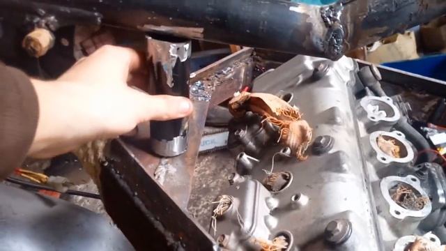 ДИКИЙ ИЖ 600сс з ДВИГАТЕЛЕМ KAWASAKI ZX6R /ПОЛНОСТЮ ПЕРЕДЕЛАЛ РАМУ! 3ЧАСТЬ смотреть онлайн