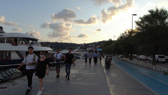 Evening walk around Istanbul. [4K] Bebek-Rumelihisari-Arnavutkoy. смотреть онлайн