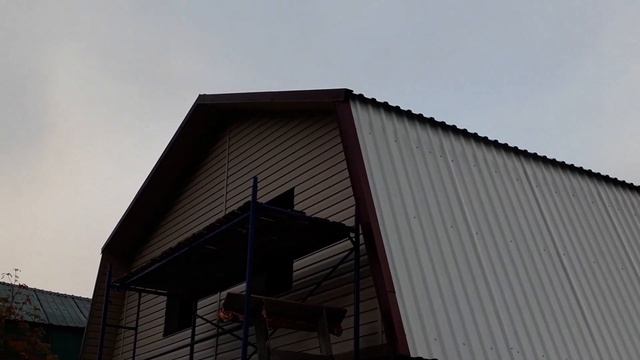 Фронтоны крыши готовы.Баня. Видео №21. смотреть онлайн