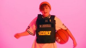 Кто Лучше Поет Милана Хаметова или Камиль из сериала Кампус ?