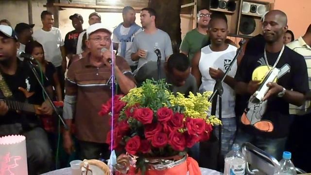 BARBEIRINHO DO JACAREZINHO NO SAMBA DA CHALEIRA смотреть онлайн