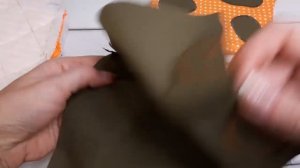 Кухонный комплект: полотенце, прихватка лапка и грелка на чайник. Как сшить.